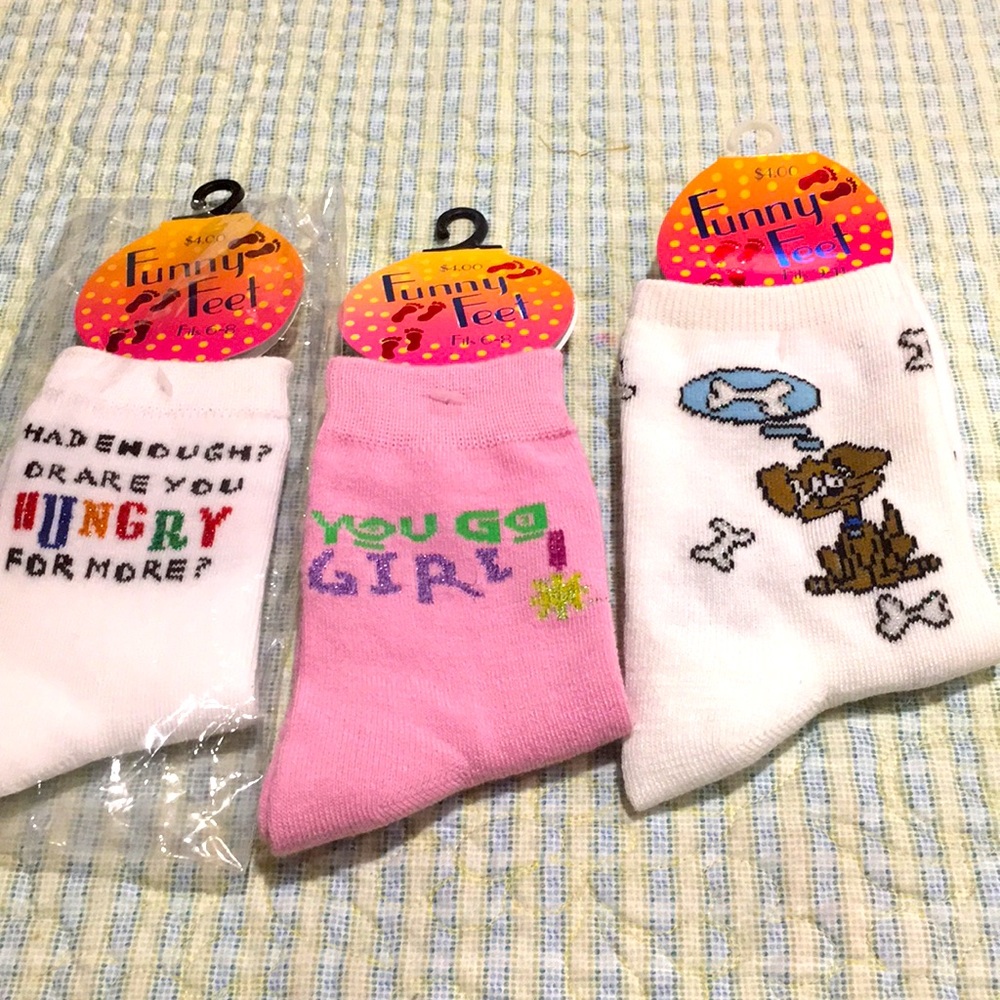 Funny Feet 3 Pr Girls Silly saying Socks NEW Sz 6-8/9-11 You Go Girl Puppy Love